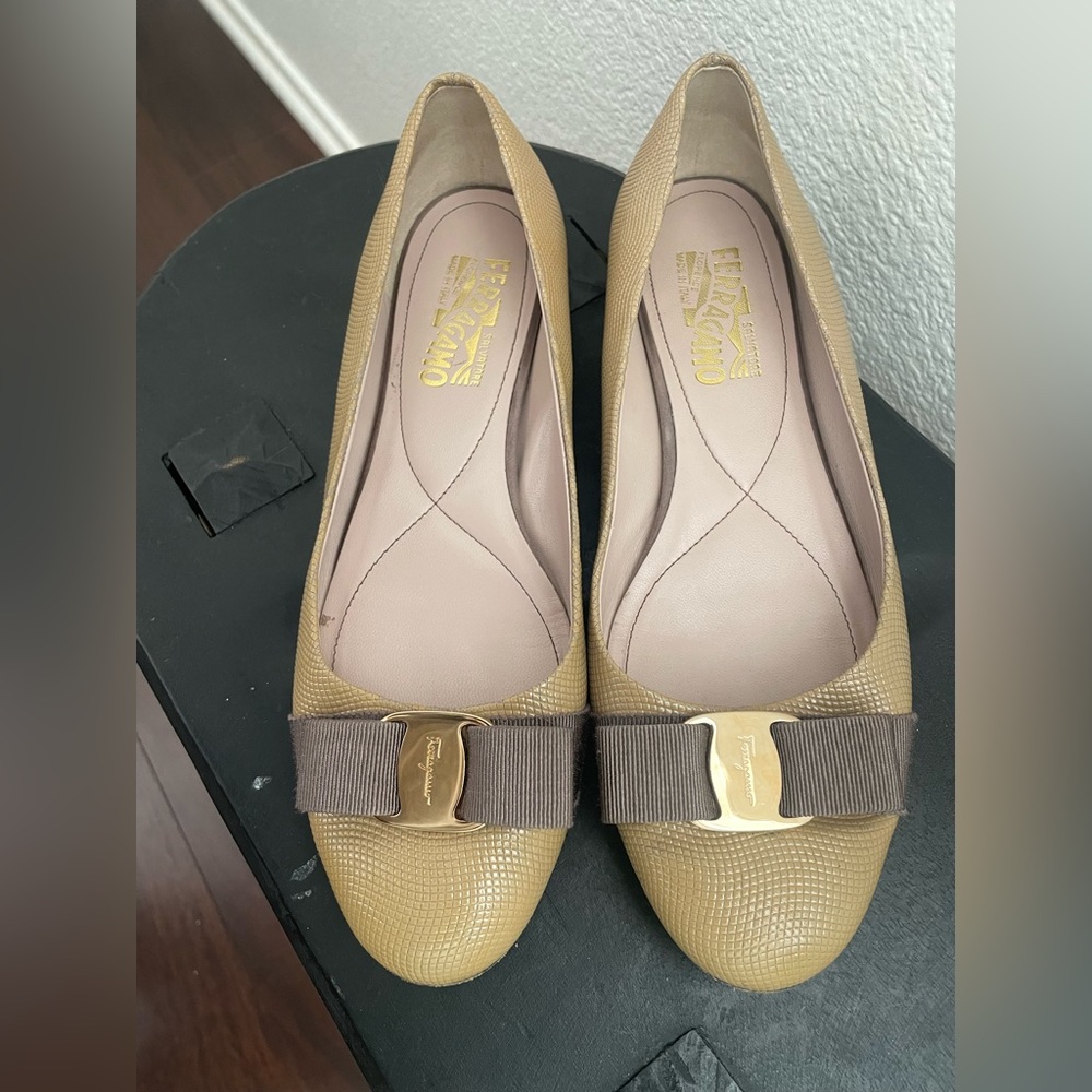 Salvatore Ferragamo ballet flats